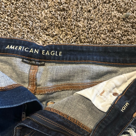American Eagle Midi Jean Shorts - Picture 2 of 3